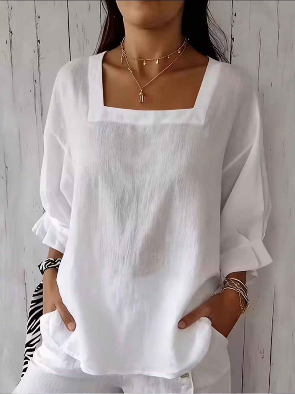 Women’s white summer square neck blouse. New! Size large